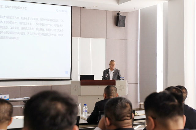 李鵬_副本.jpg 李鵬_副本.jpg